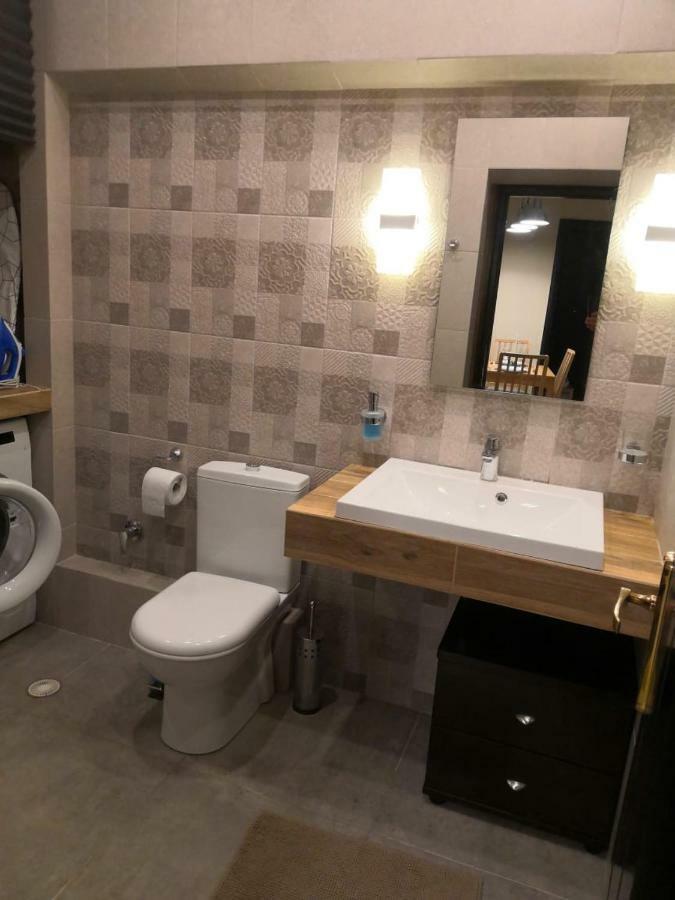 Comfortable Apartment Near The Central Beach Неа Скиони Екстериор снимка